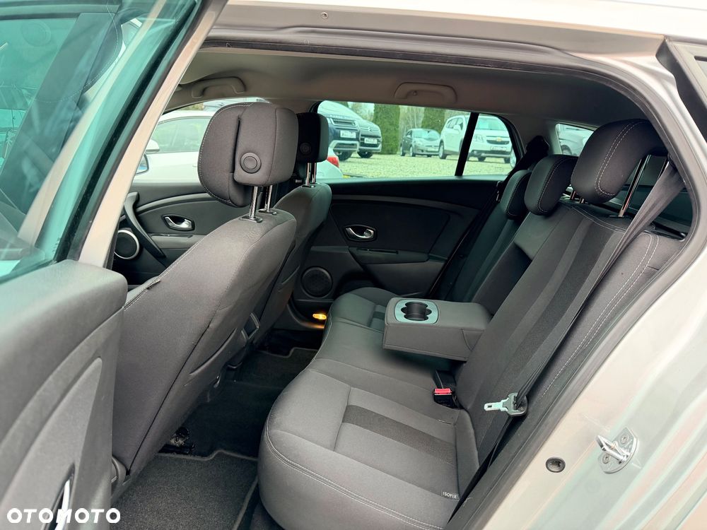 Renault Megane TCe 130 Dynamique - 13