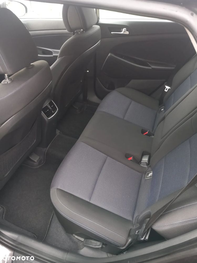 Hyundai Tucson 1.7 CRDI BlueDrive Comfort 2WD - 9