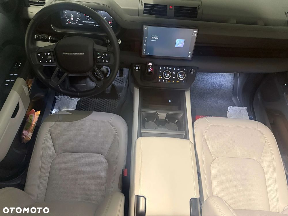 Land Rover Defender 3.0 D250 mHEV X-Dynamic S - 16
