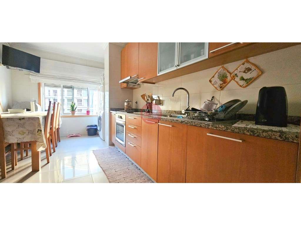 T2 no Talvai, Vila Nova de Famalicão | 2 Lugares de Garagem + Arrumo - Grande imagem: 4/16