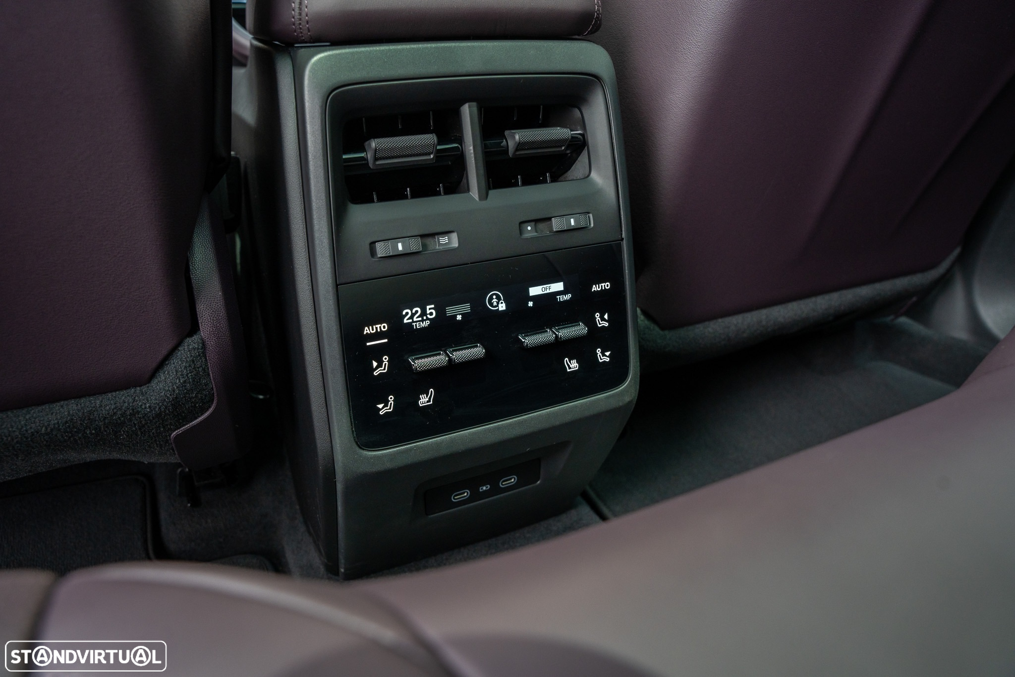 Porsche Macan Electric 4 - 38