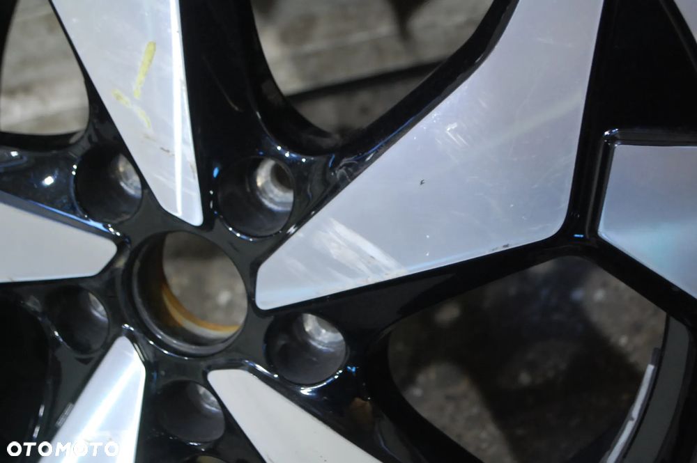 KOŁO FELGA ALUMINIOWA 2KF601025C FORD CONNECT ET49 6.5J R17 5X112 - 4