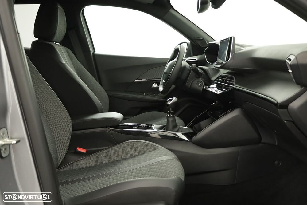 Peugeot 2008 1.2 Allure - 20