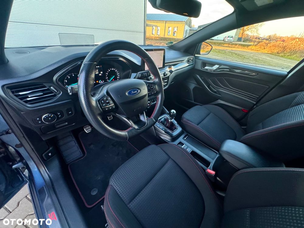 Ford Focus 1.5 EcoBoost ST-Line - 22