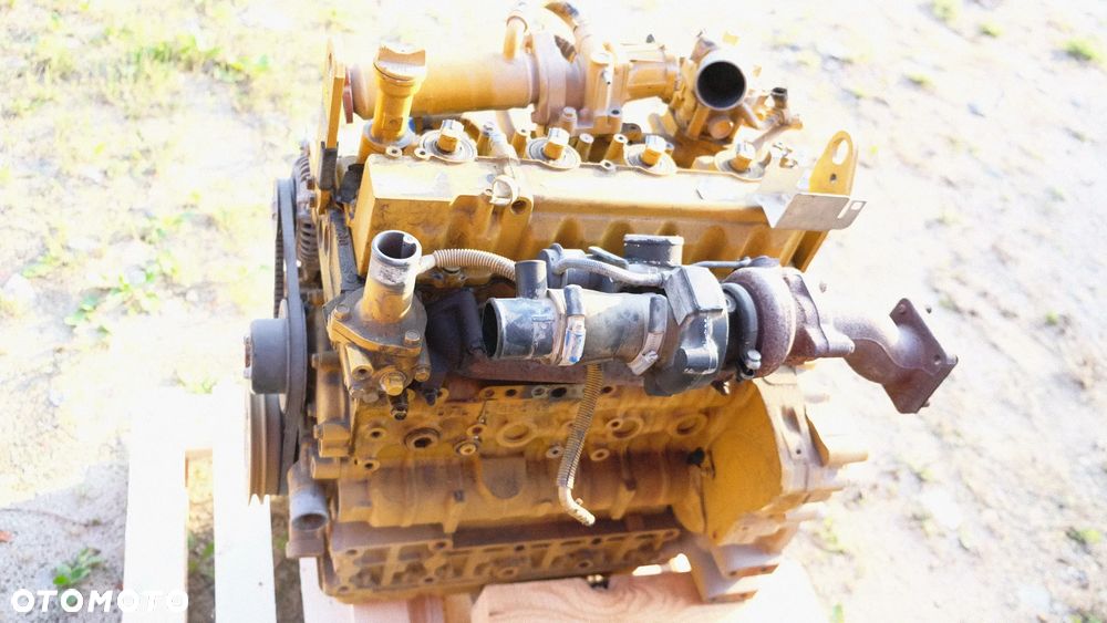 silnik caterpillar c 3.3B 3.3 litra kubota - 3
