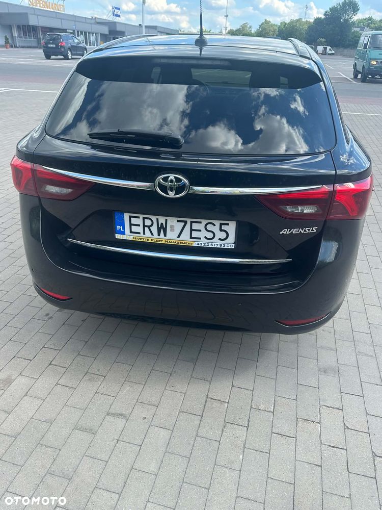 Toyota Avensis 2.0 Prestige MS - 21