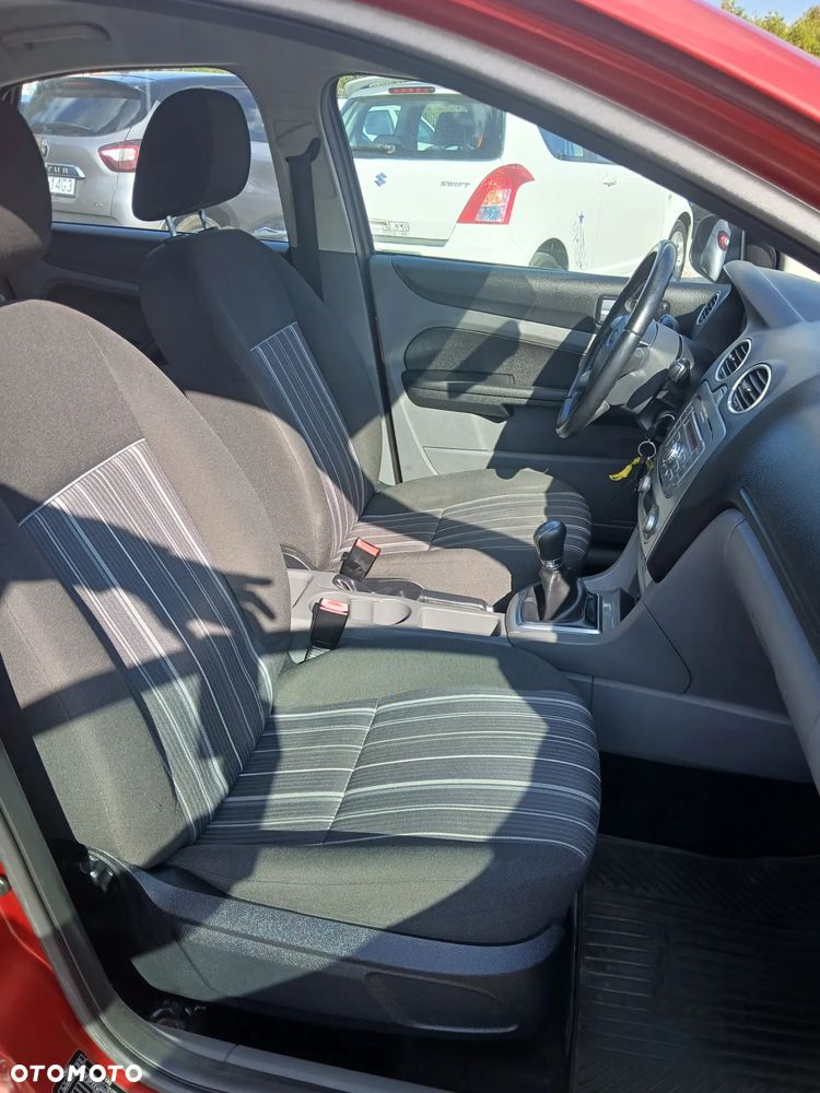 Ford Focus - 18