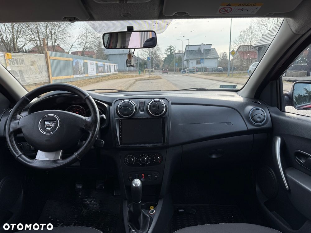 Dacia Logan 1.2 16V Laureate - 10