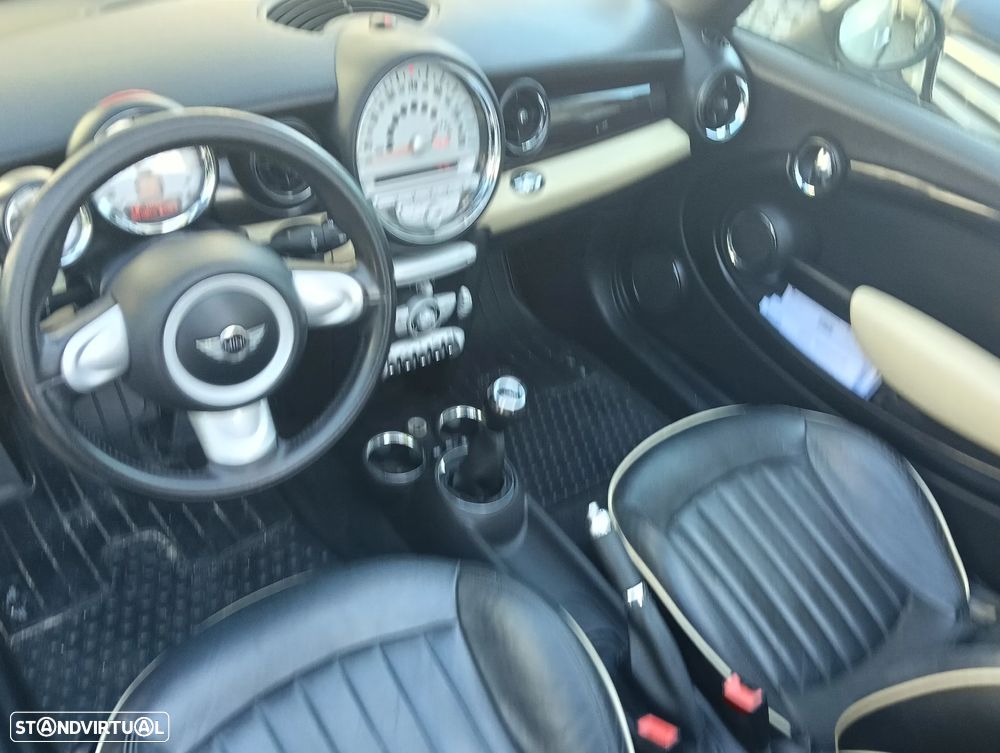 MINI Cabrio Cooper S - 33
