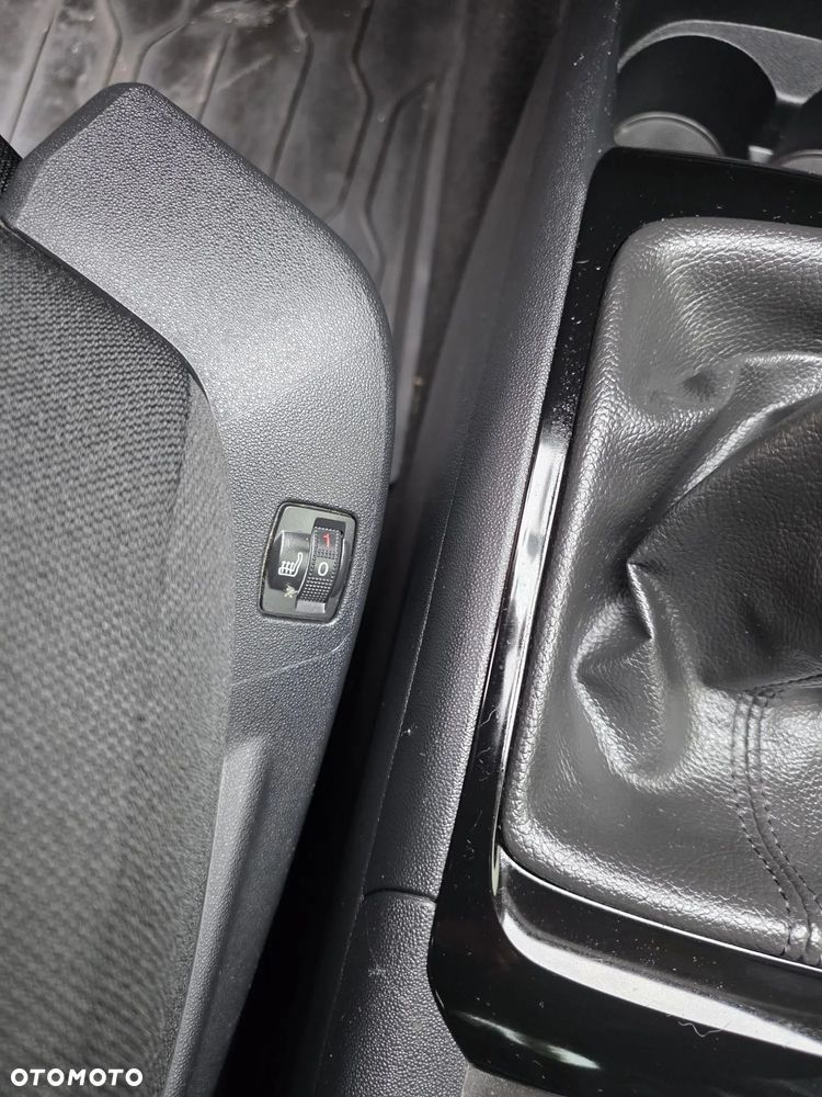 Citroën C4 Picasso 1.2 PureTech Attraction - 26