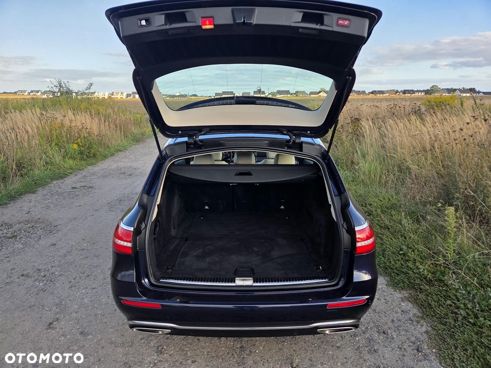 Mercedes-Benz Klasa E 200 9G-TRONIC Avantgarde - 19