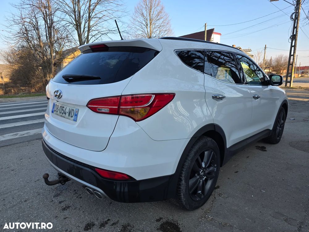 Hyundai Santa Fe Grand 2.2 CRDI 4WD Automatik Premium - 4