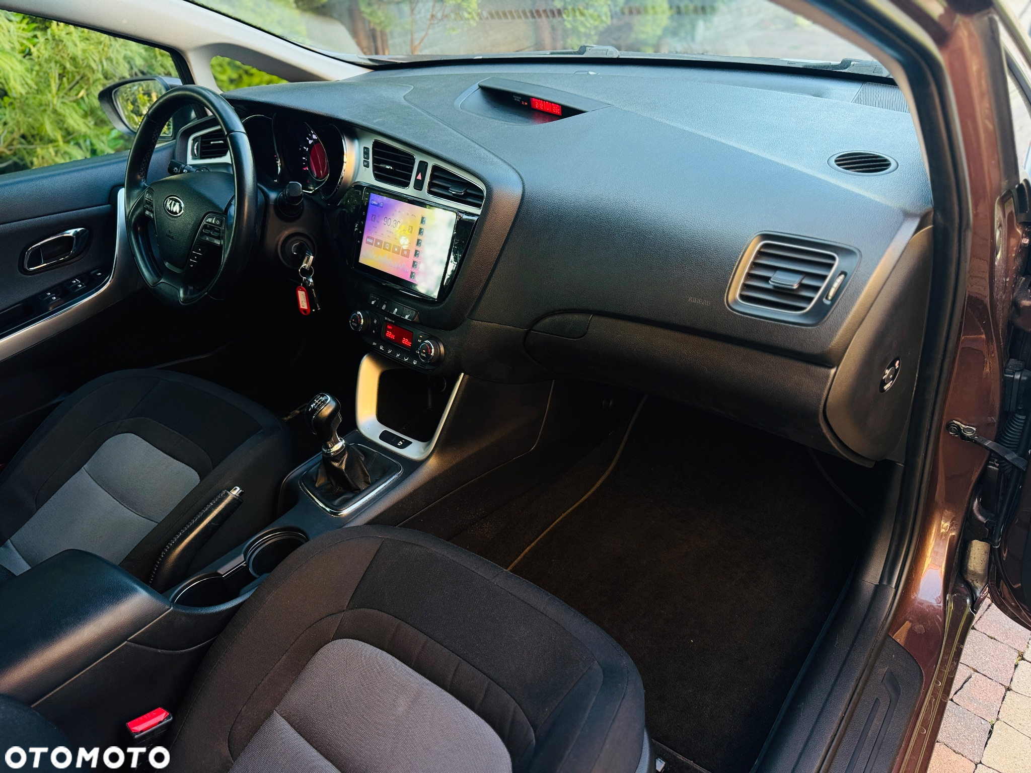 Kia Ceed 1.6 GDI ISG SW Platinum Edition - 6