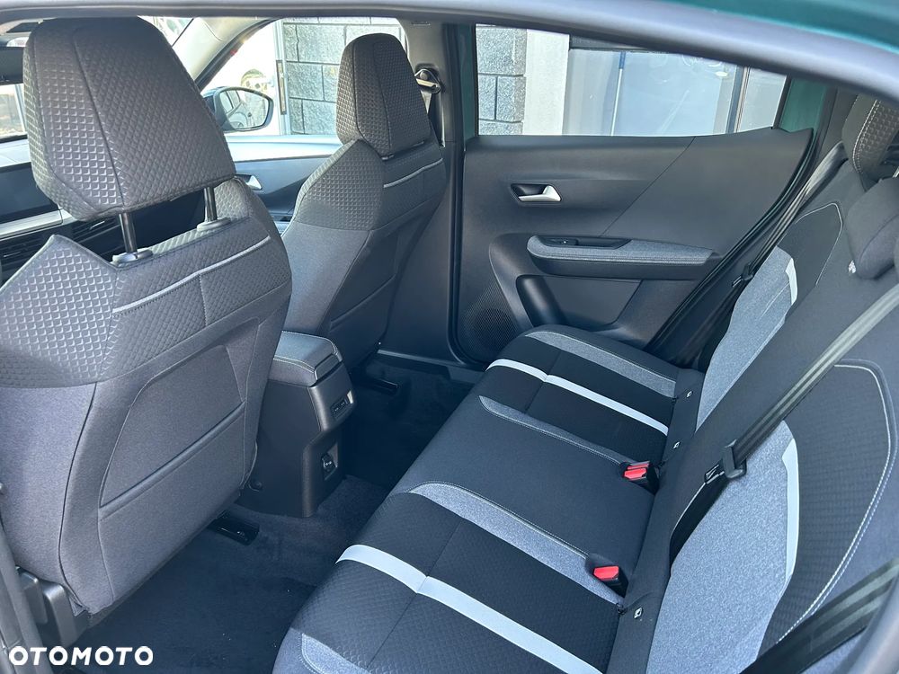 Opel Frontera 1.2 T mHEV GS eDTC6 - 13