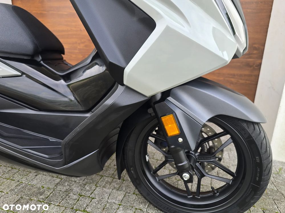 Honda NSS - 27
