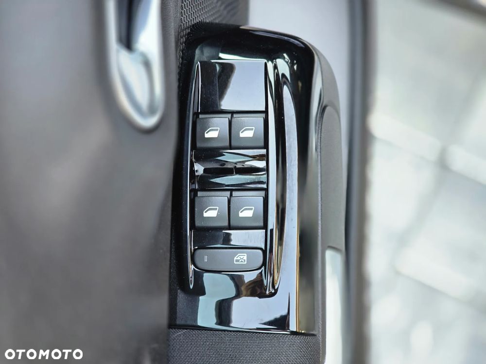 Citroën C3 Pure Tech (VTi) 82 Exclusive - 31