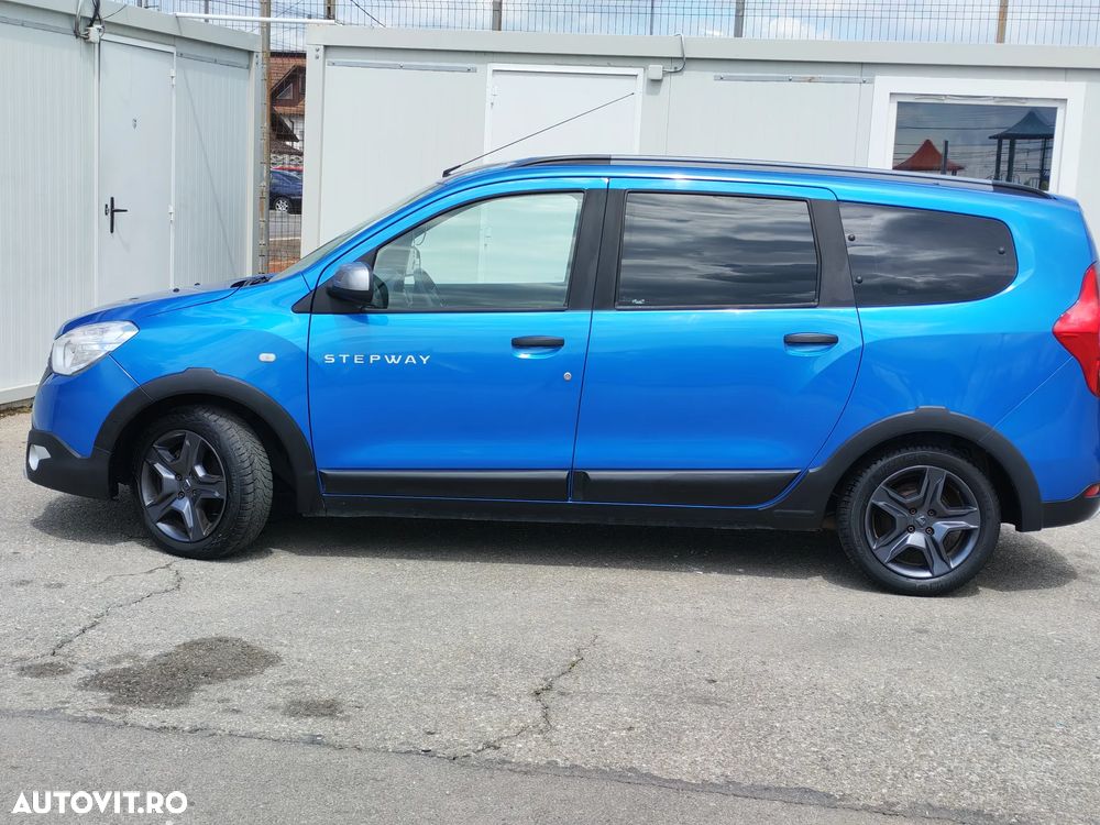 Dacia Lodgy dCi 110 Stepway Celebration - 5