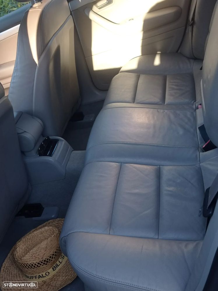 Audi A4 Avant 2.0 TDI - 12