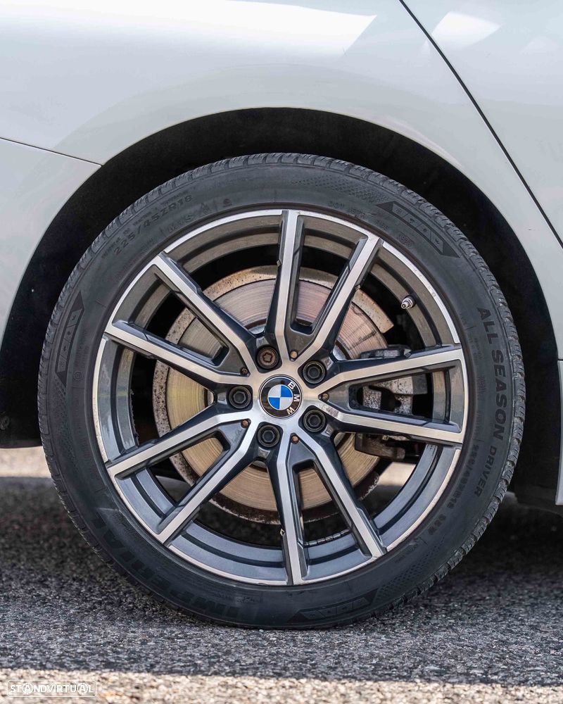 BMW 330 e Aut. Sport Line - 28