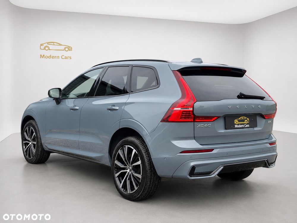 Volvo XC 60 B5 B AWD Ultimate Dark - 9