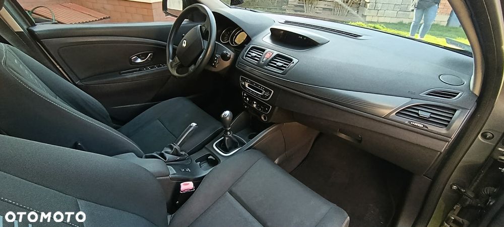 Renault Megane 1.6 16V 110 Expression - 9