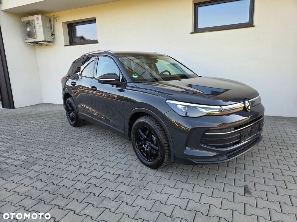 Volkswagen Tiguan - 5