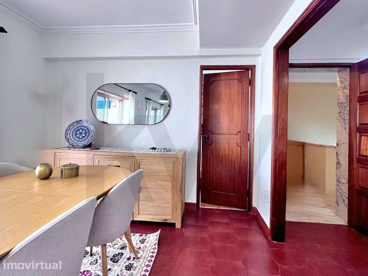Apartamento T2 com Cozinha Remodelada e Marquises Multiusos na Cova da - Grande imagem: 5/25