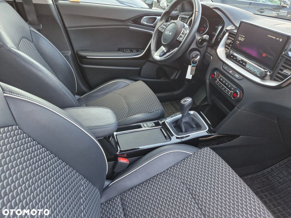 Kia XCeed 1.5 T-GDI L - 14