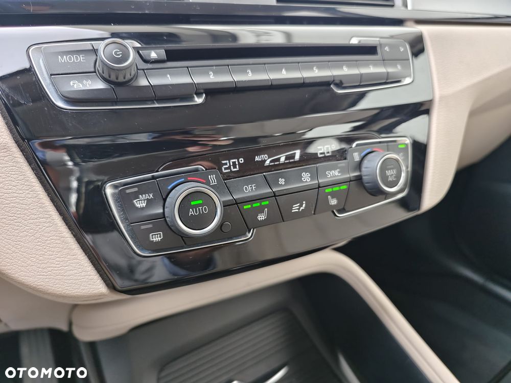 BMW X1 sDrive18i - 9