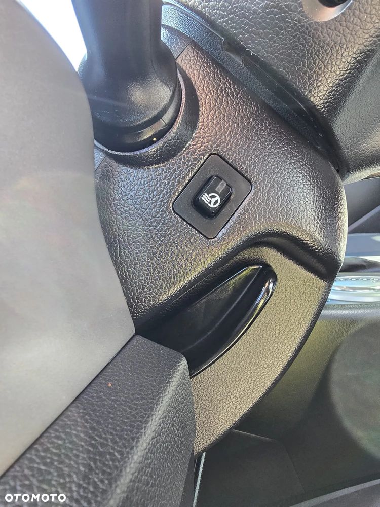 Kia Sportage 2.0 CRDI XL AWD - 12