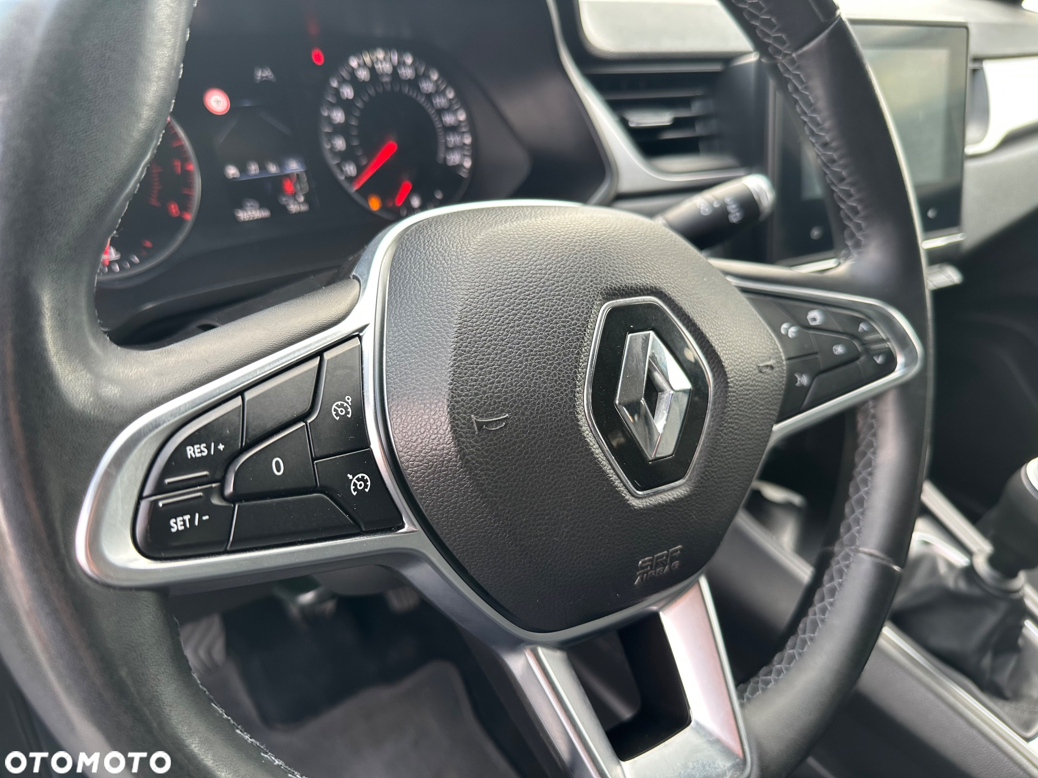 Renault Captur 1.0 TCe Intens - 23
