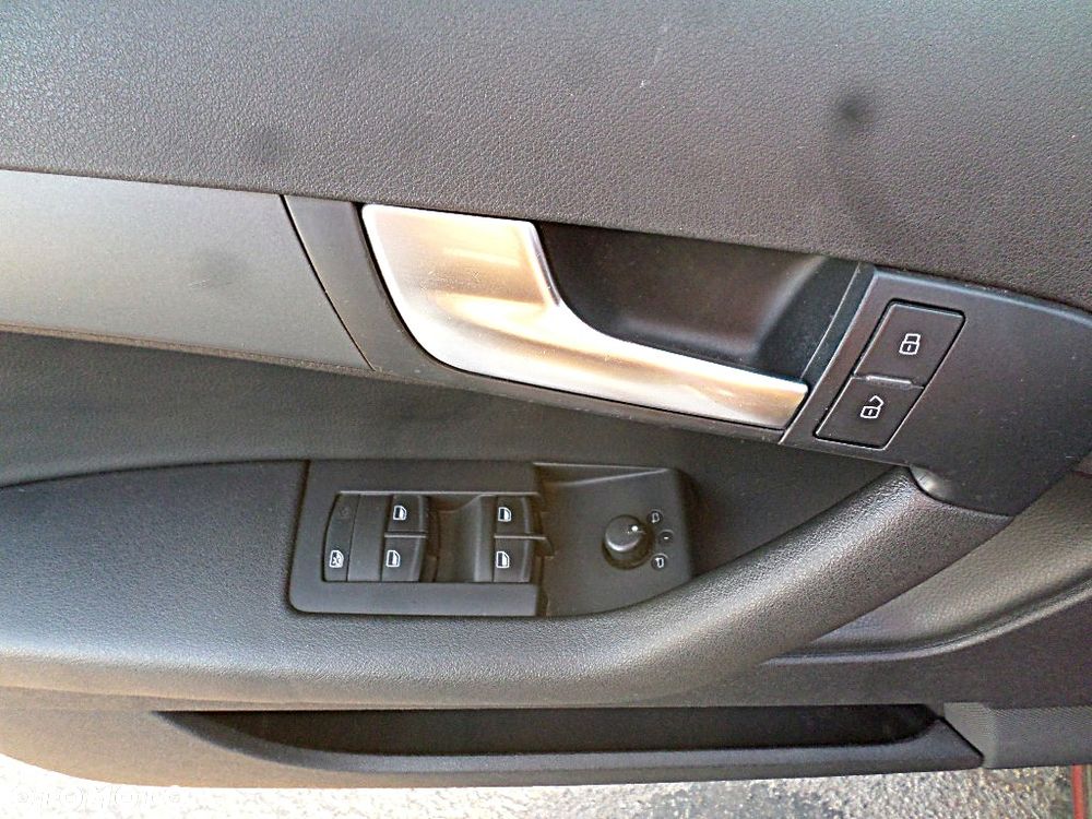 Audi A3 Sportback 2.0 TDI DPF S line Sportpaket - 21