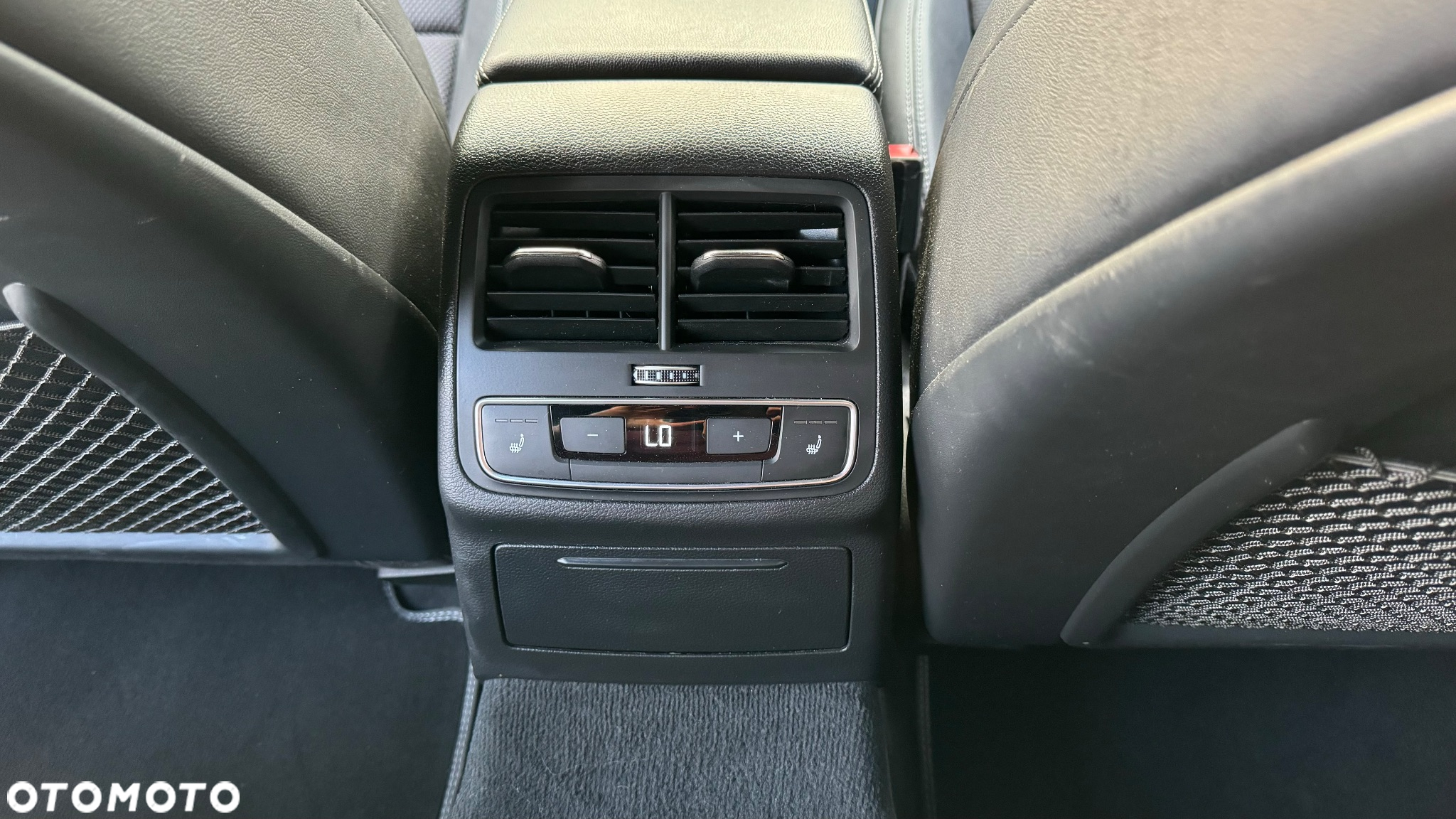 Audi A4 Avant 40 TDI S tronic S line - 18