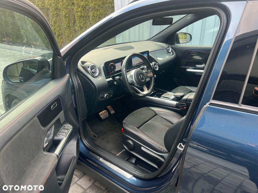 Mercedes-Benz GLA 200 AMG Line - 23