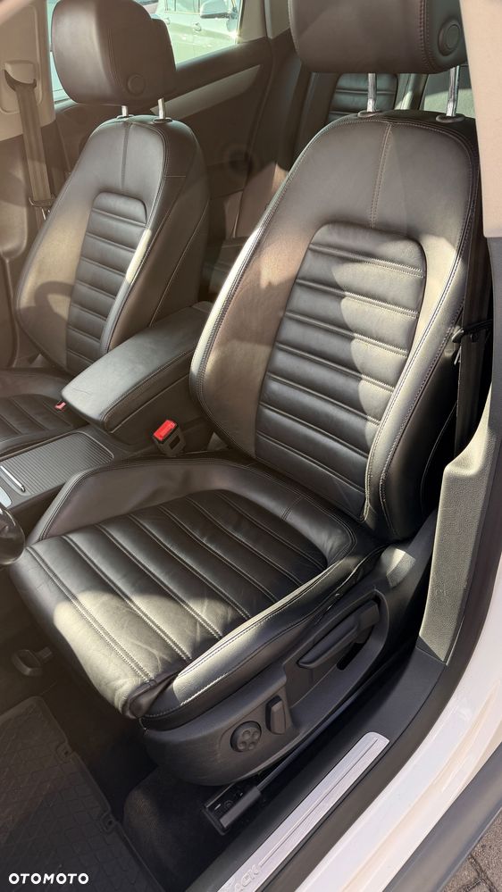 Volkswagen Passat Alltrack - 13