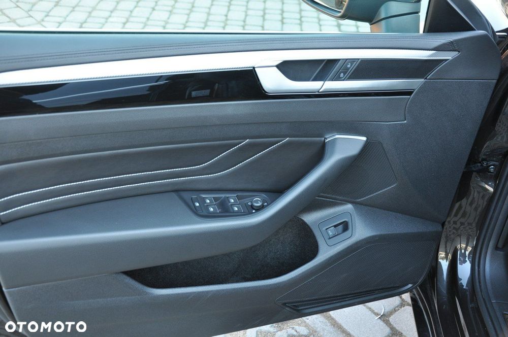 Volkswagen Arteon 2.0 TSI DSG R-Line Edition - 9