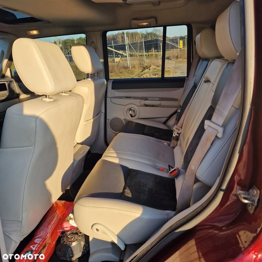 Jeep Commander 5.7 V8 Overland - 10