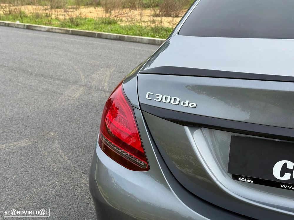 Mercedes-Benz C 300 de AMG Line - 9