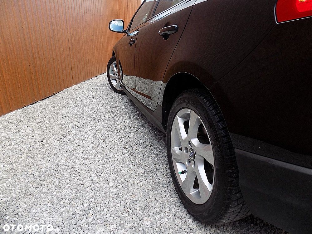 Volvo V40 Cross Country T4 AWD Momentum - 23