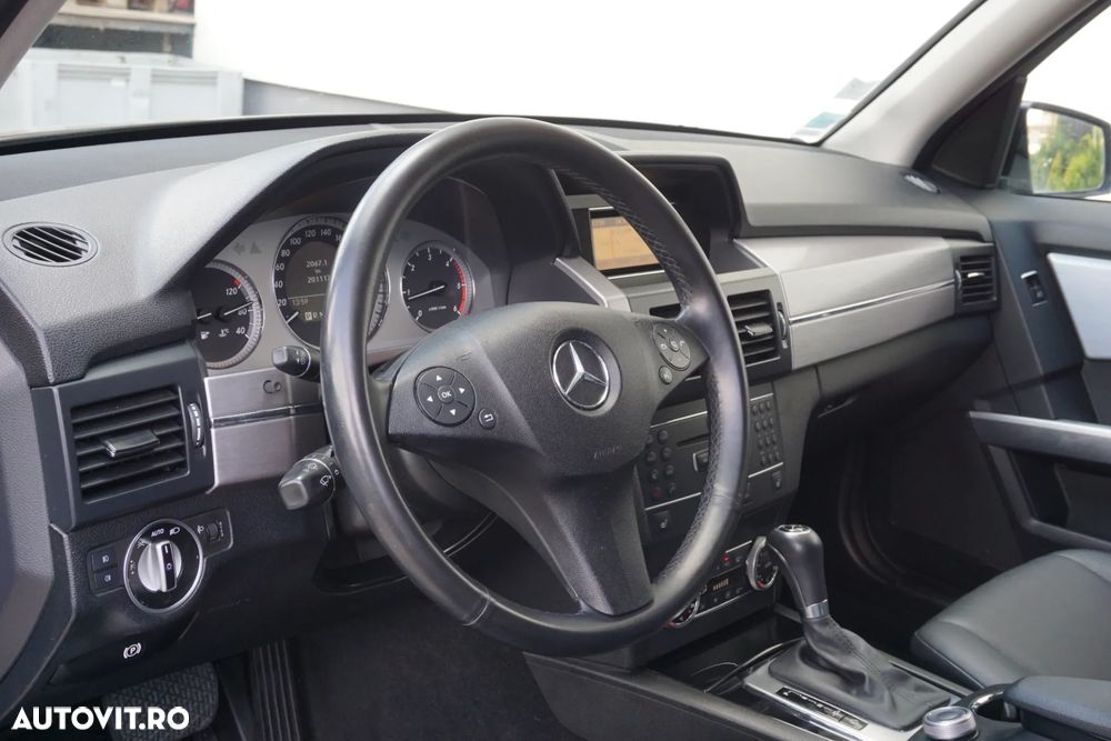 Mercedes-Benz GLK 220 CDI DPF 4Matic BlueEFFICIENCY 7G-TRONIC - 15