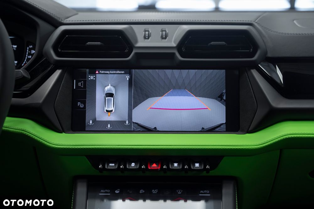 Lamborghini Urus - 22