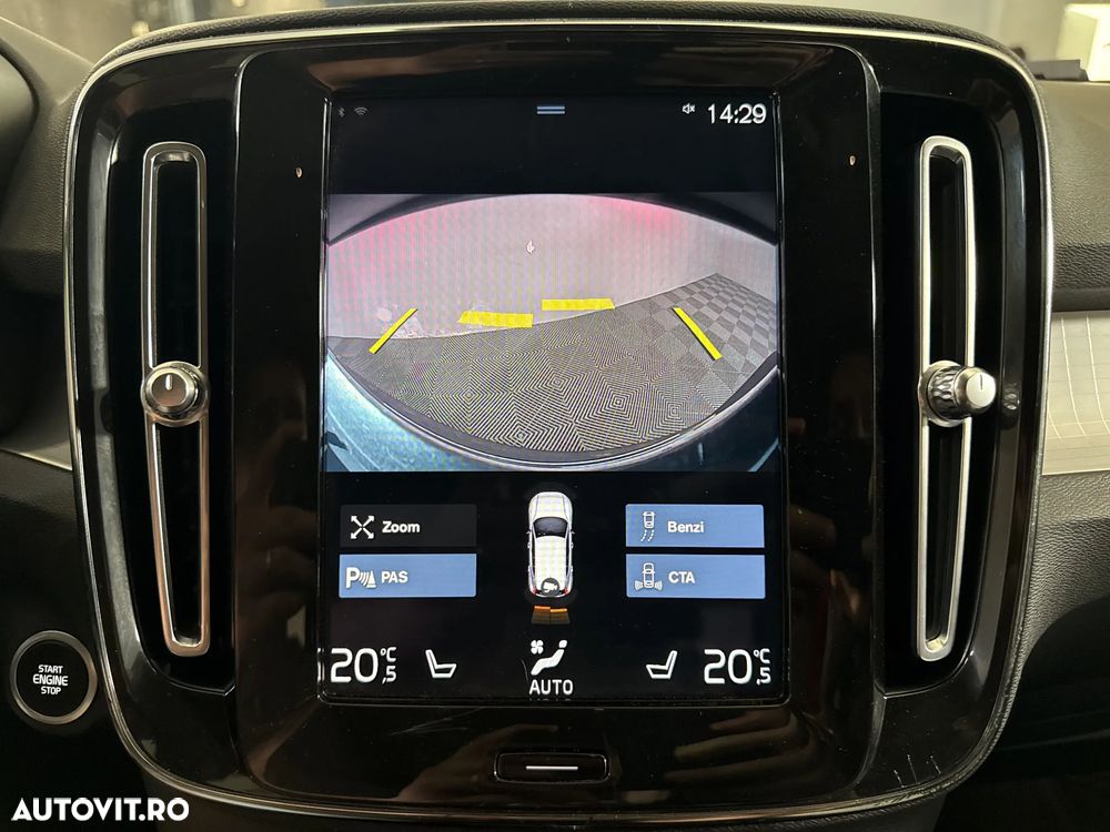 Volvo XC 40 - 18