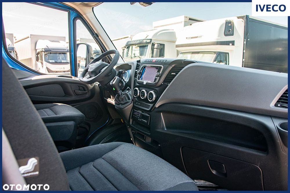 Iveco Daily 70C18HA8/P Hi-Matic Autolaweta 3.0 180KM - 35