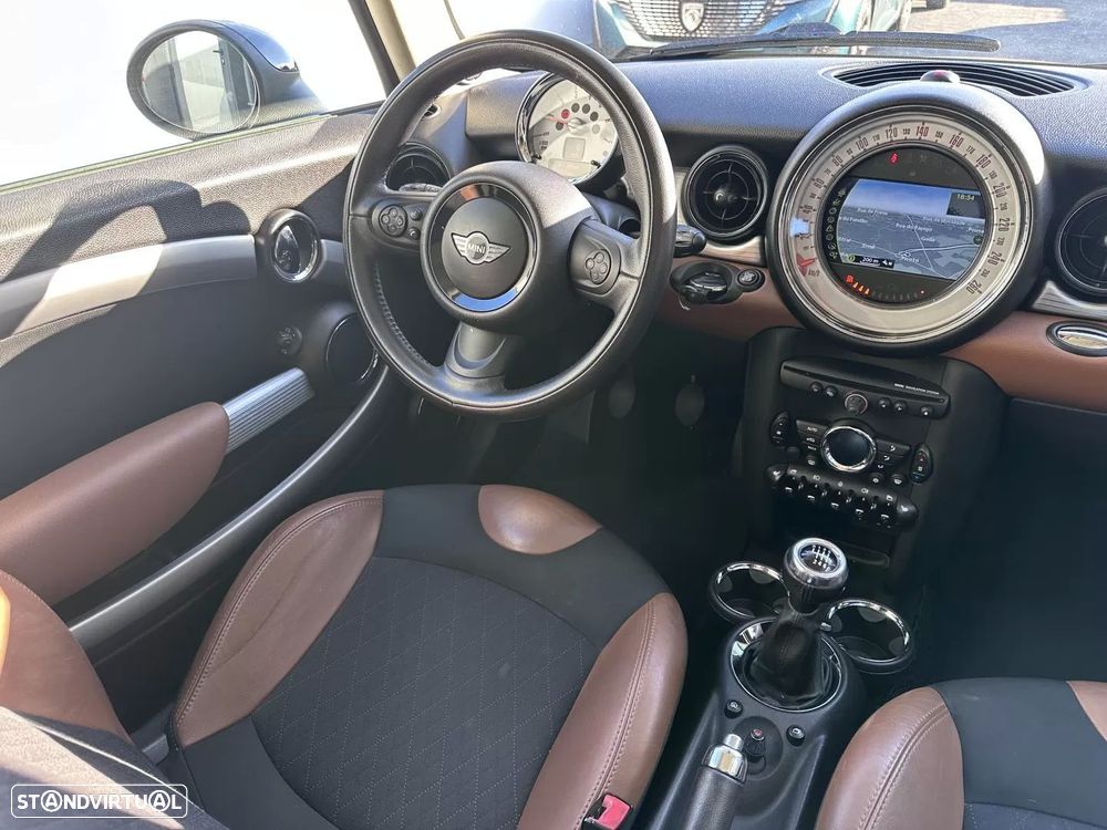 MINI 3 Portas Cooper D - 21