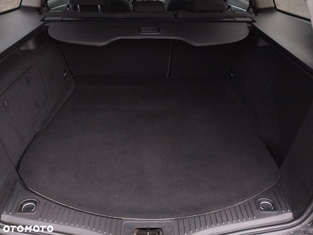 Ford Mondeo 2.0 EcoBoost Titanium - 14