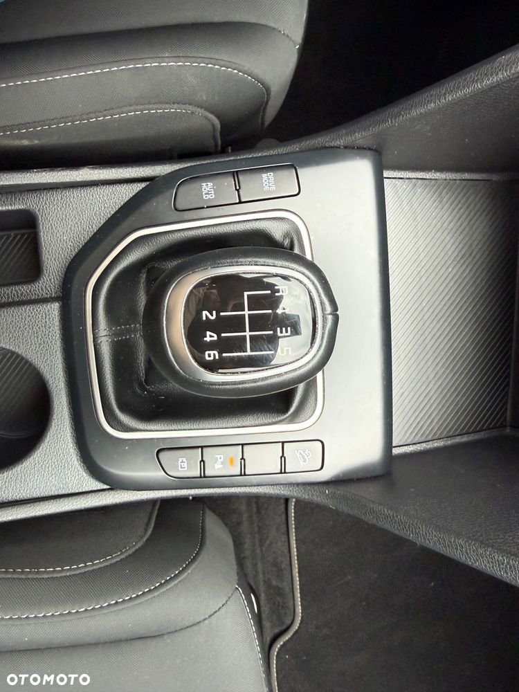 Kia Sportage 1.6 T-GDI 2WD Spirit - 6