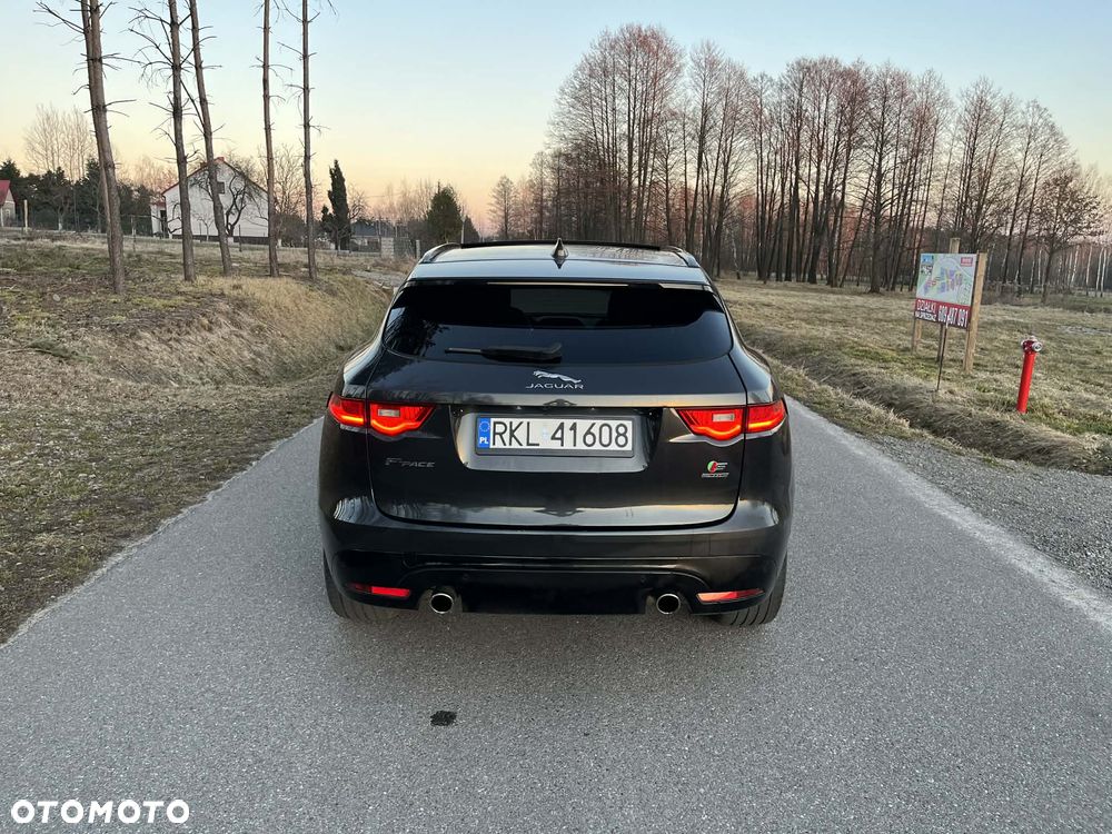 Jaguar F-Pace 3.0 V6 AWD S - 6