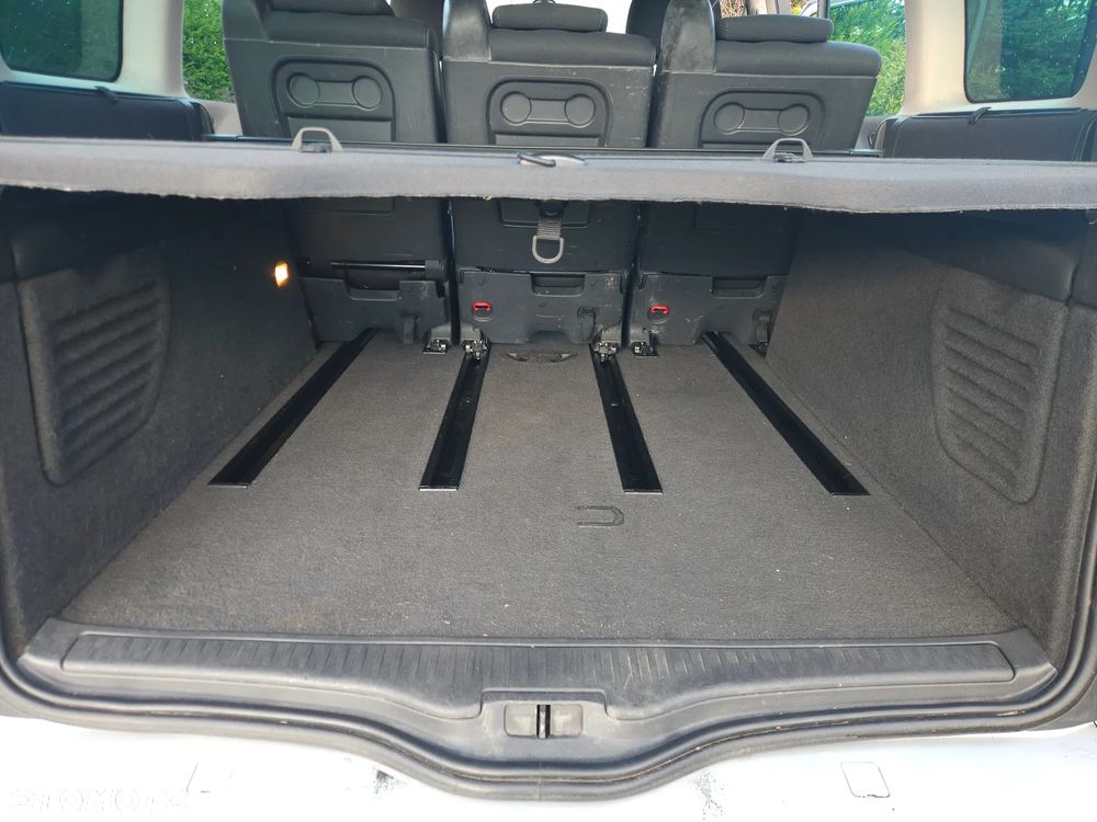 Renault Espace 2.0 dCi Voyage - 13