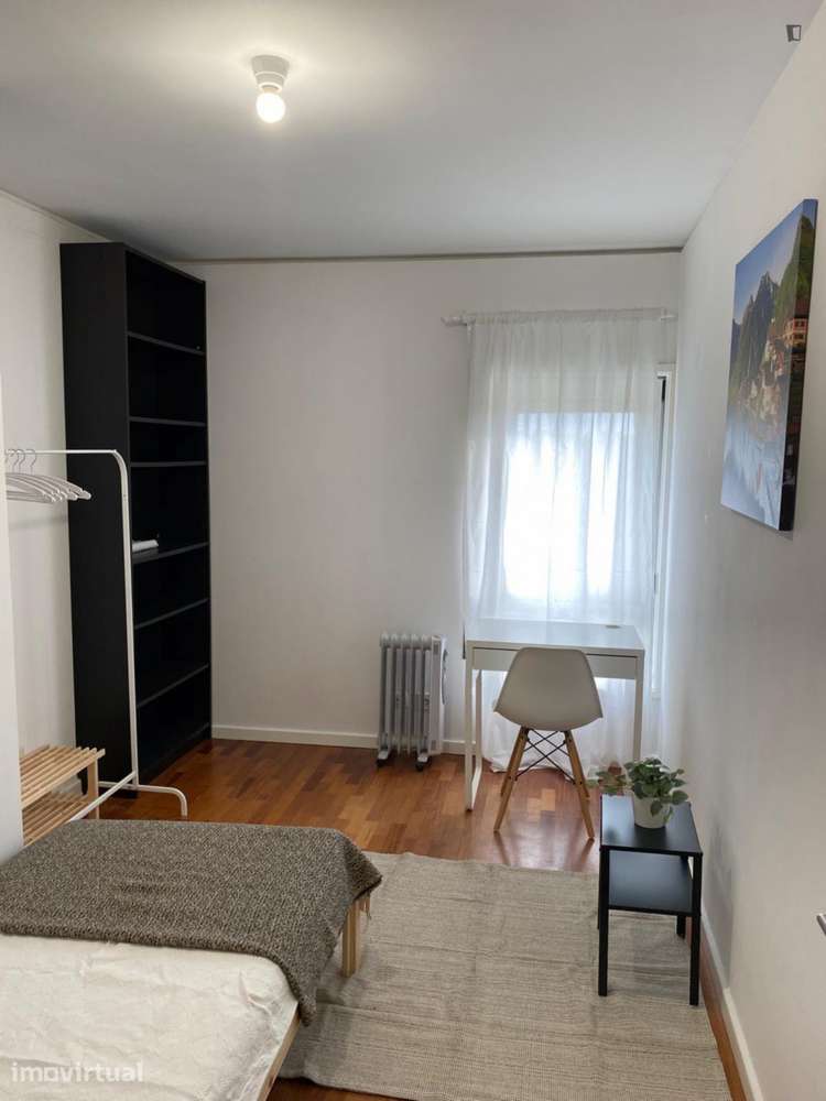 Quarto - localizado em Senhora da Hora Porto - Grande imagem: 5/28