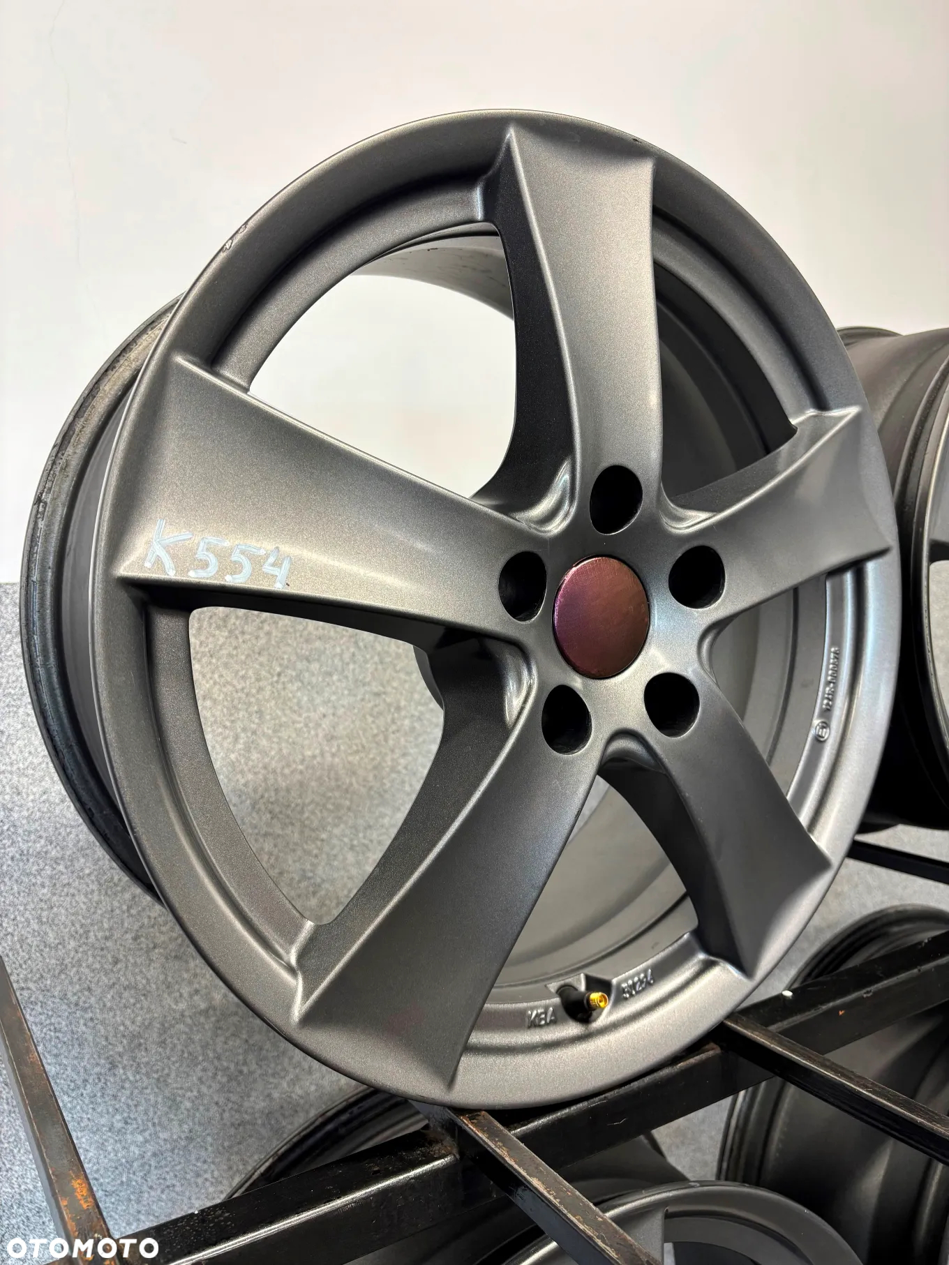 4 FELGI ALU. VW PASSAT, ARTEON,TOURAN,CADDY, GOLF, AUDI A4, A6, SKODA OCTAVIA 17'' 7J ET40 - 3
